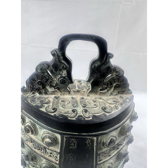 Antique Chinese Dynasty Bronze Ware Xizhou 2 Dragon Ear Clock Bell Zhong statue - Picture 7 of 9